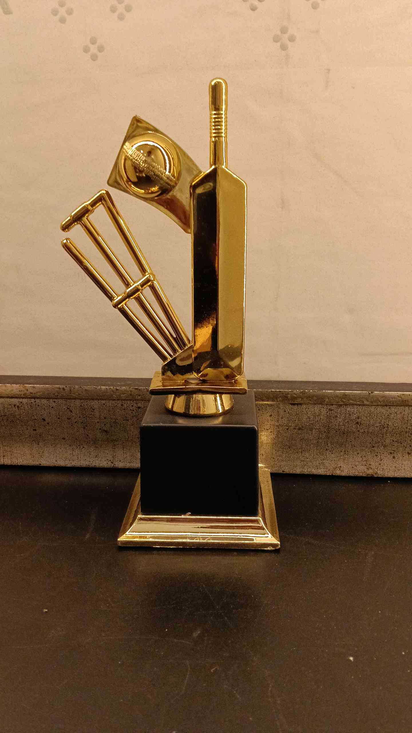 Trophy Plastic 5555B