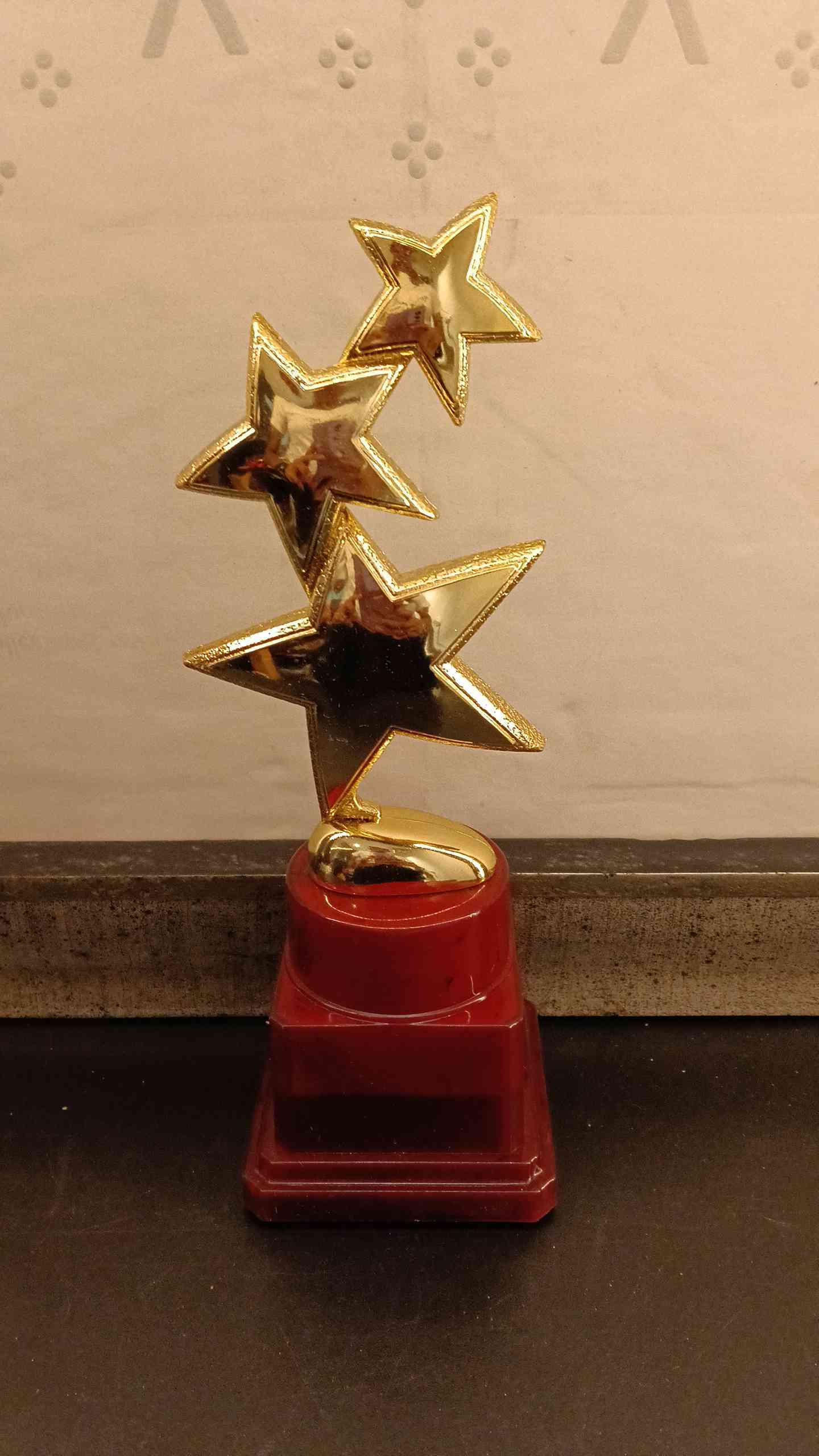 Trophy Plastic 7506B