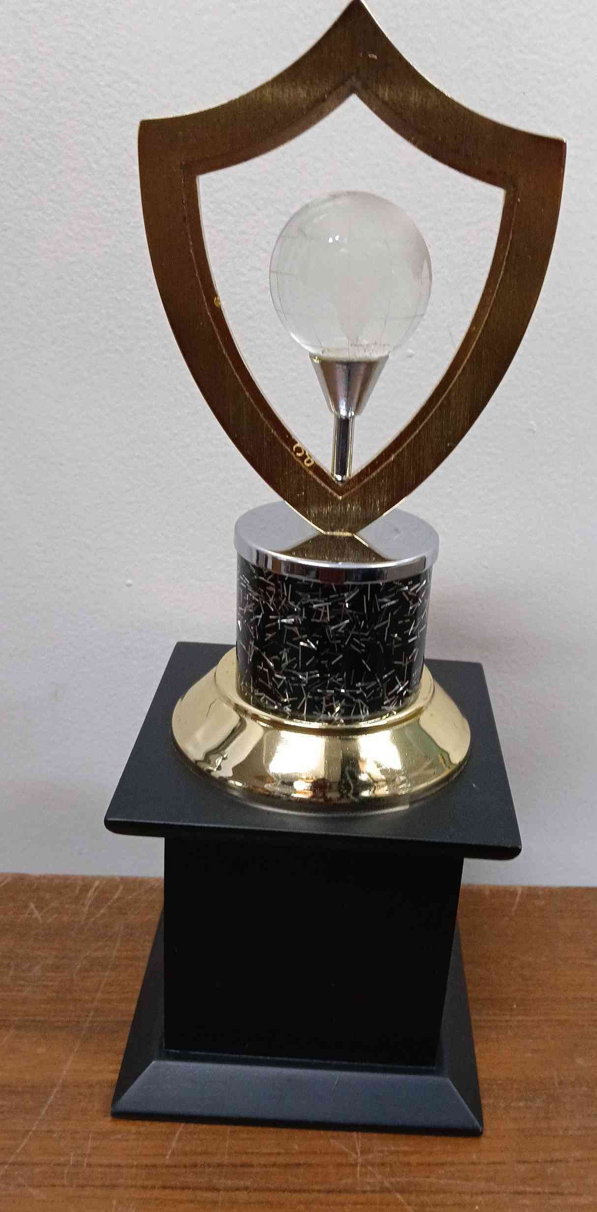 Trophy Metal 981/C