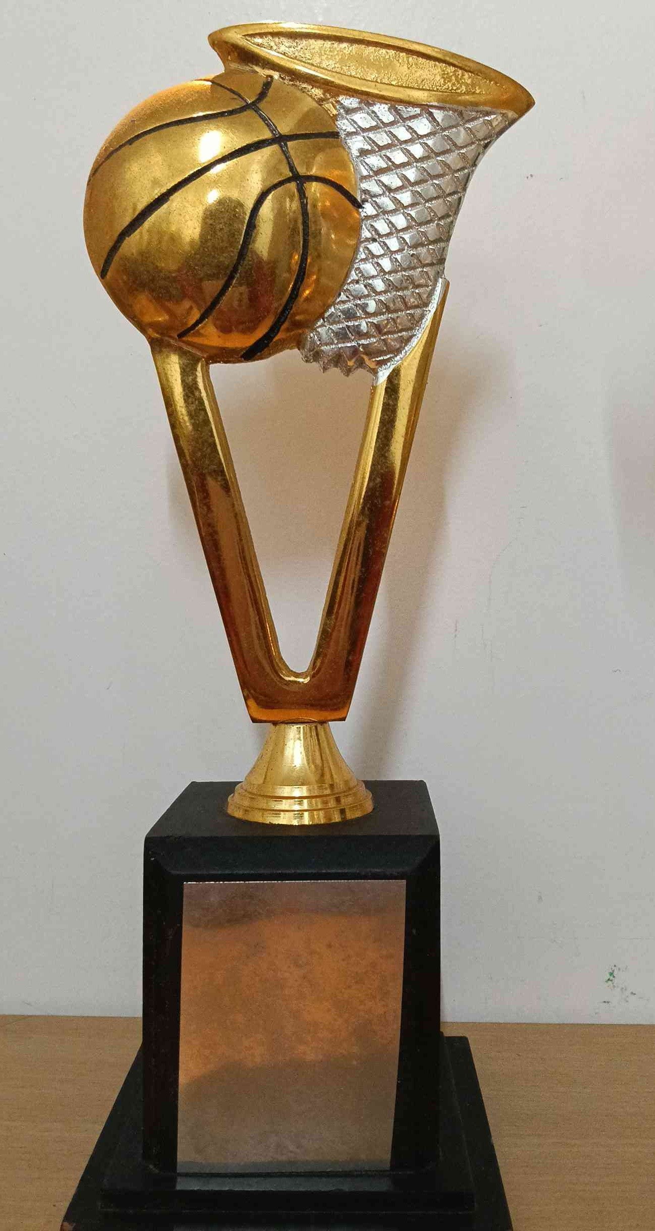 Trophy Metal 411