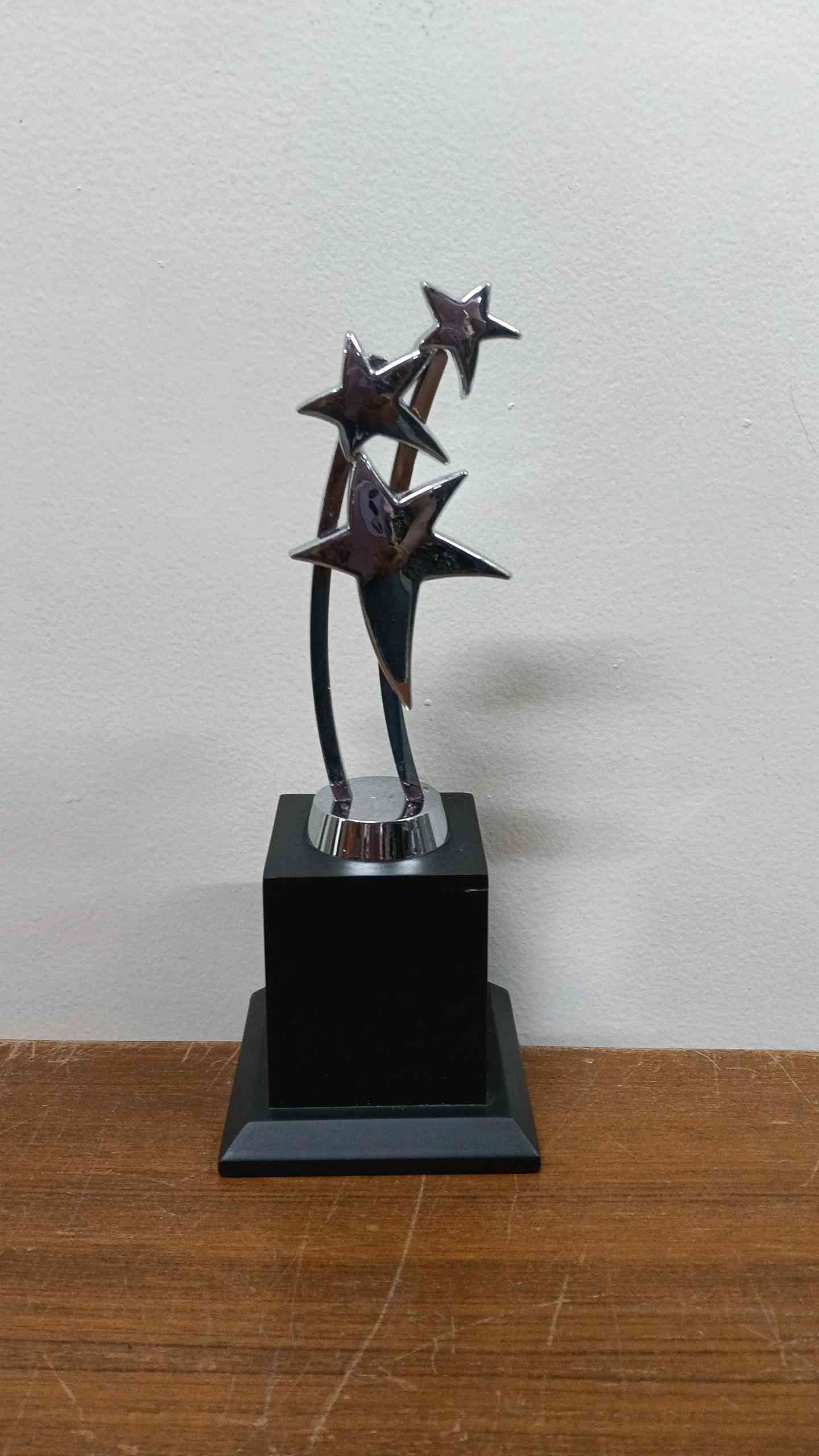 Trophy Metal 1051 B