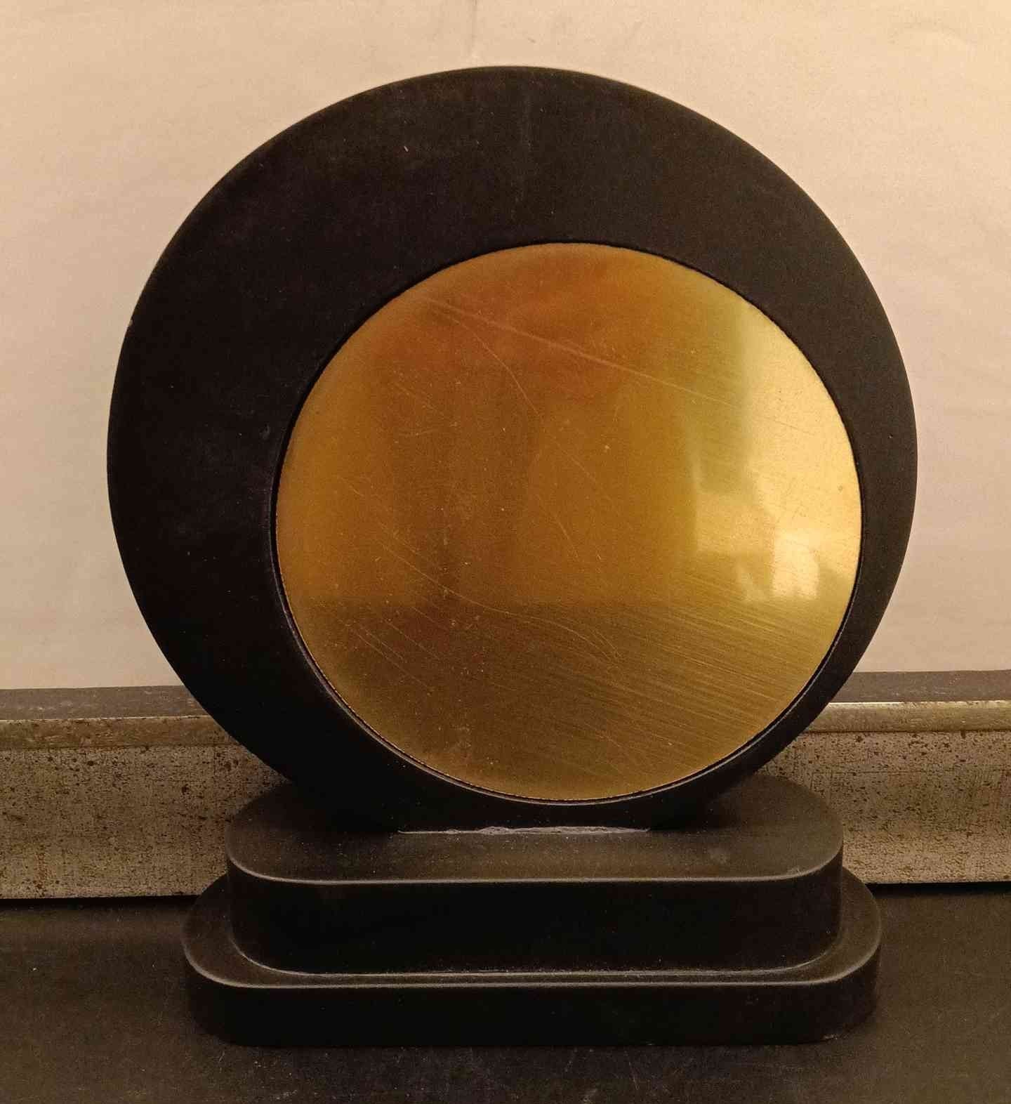 Shield Wood W - 1933