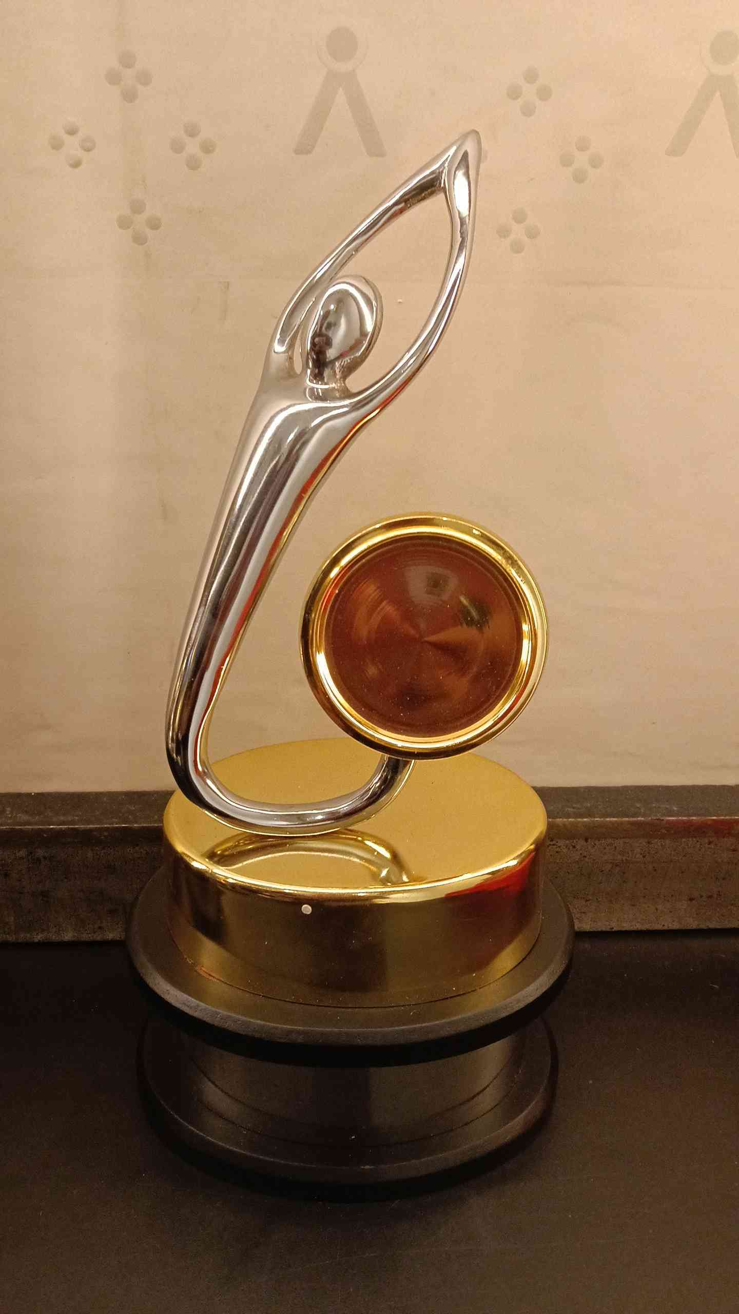 Trophy Metal 3330 2
