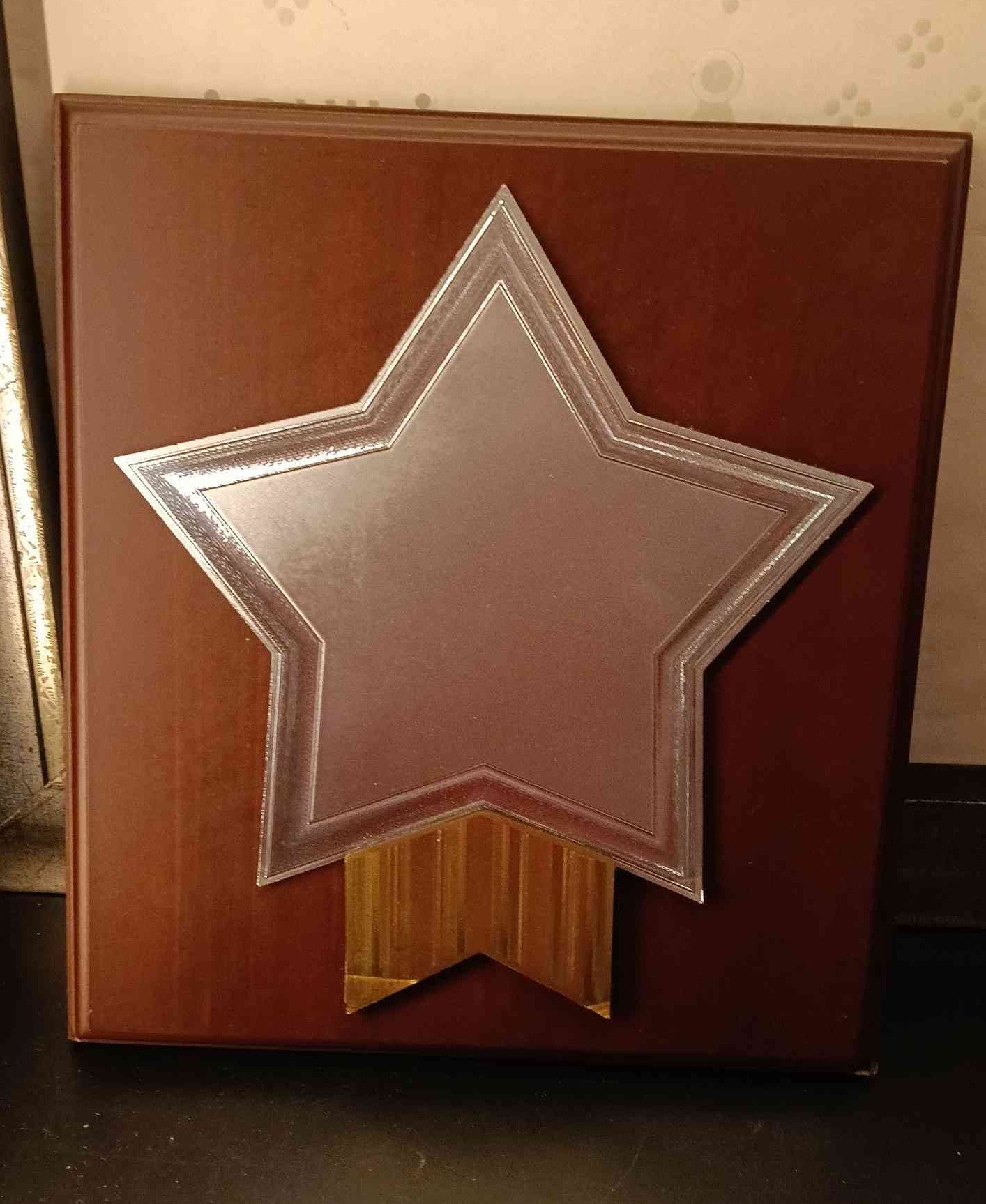 Shield Wood W-1838