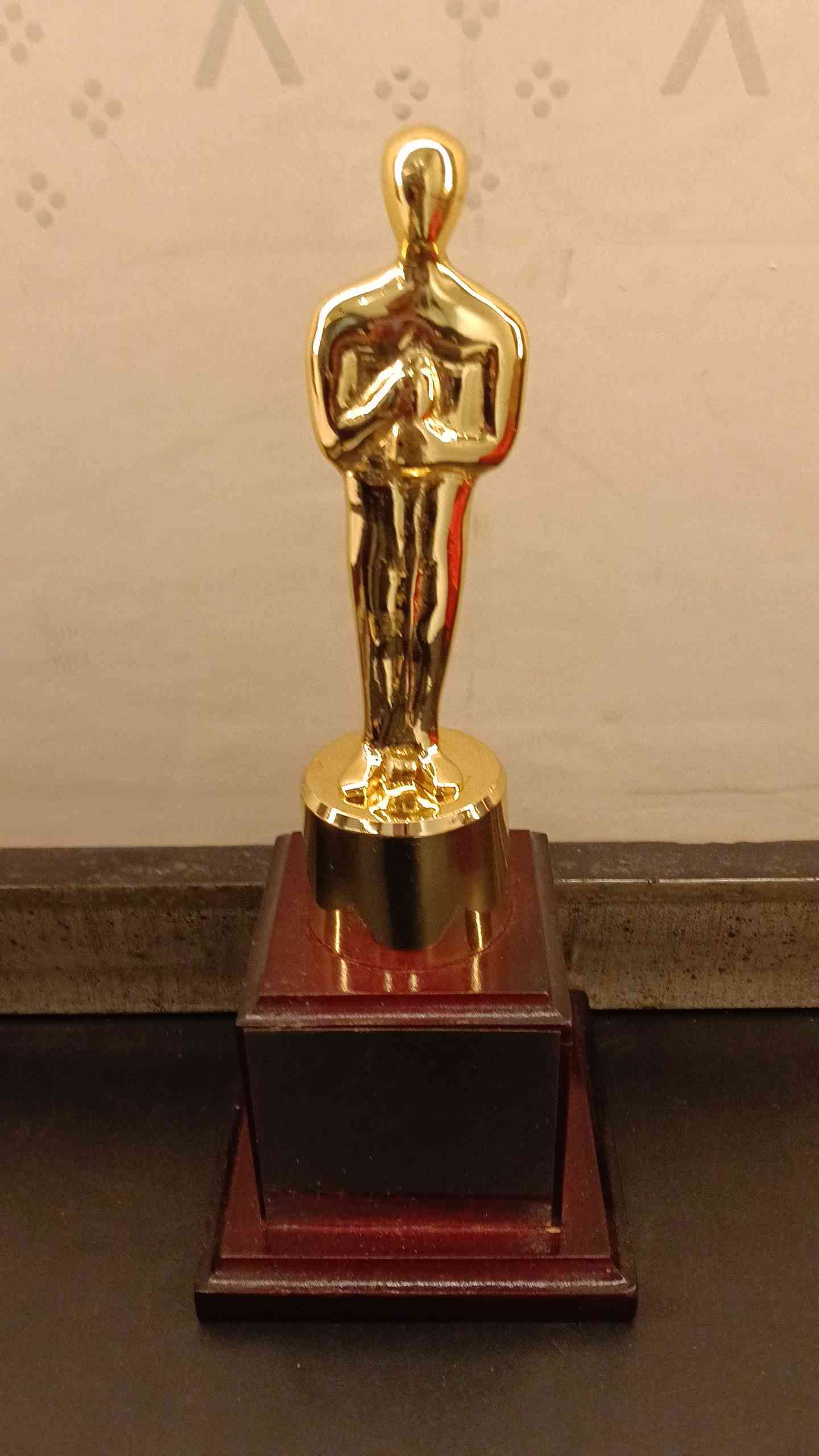 Trophy Metal Osm Man 2