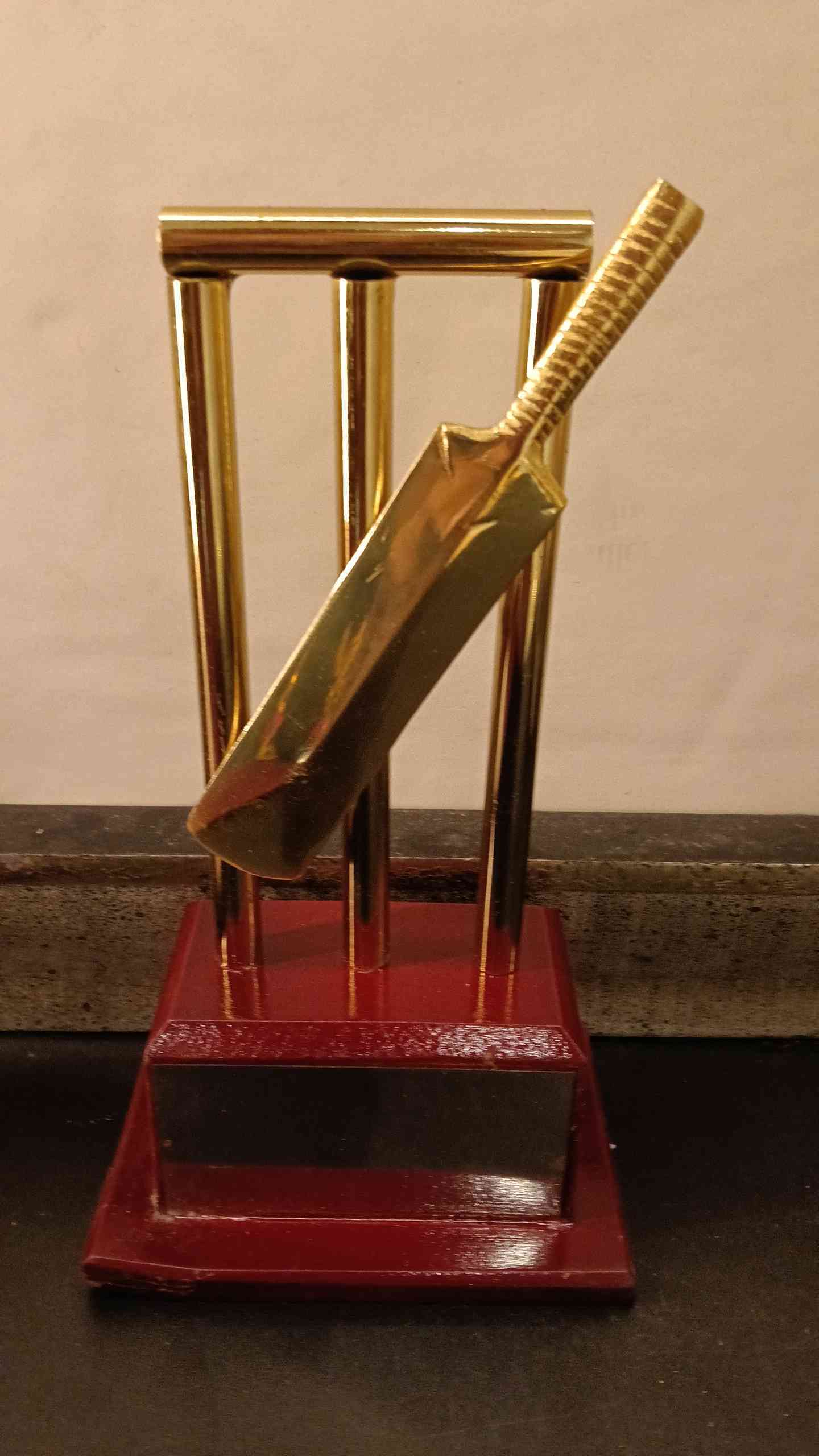 Trophy Metal 3202 C