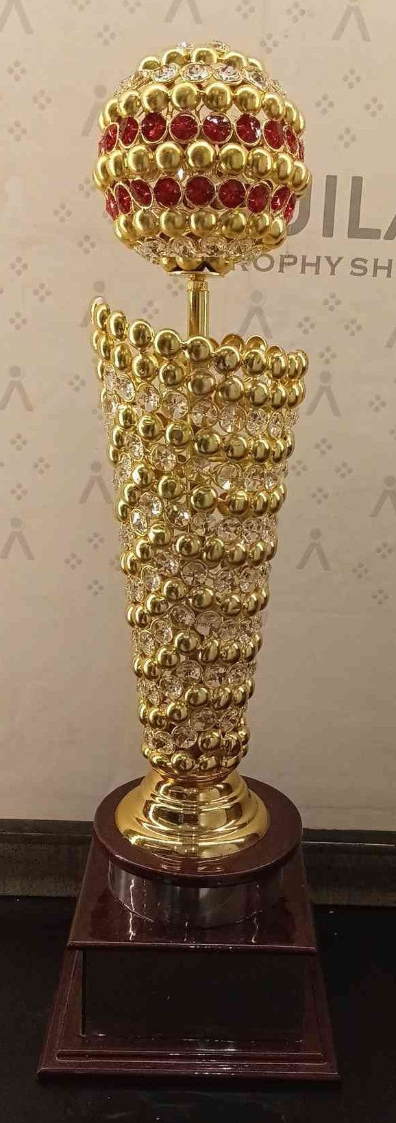 Trophy Metal 1424 2