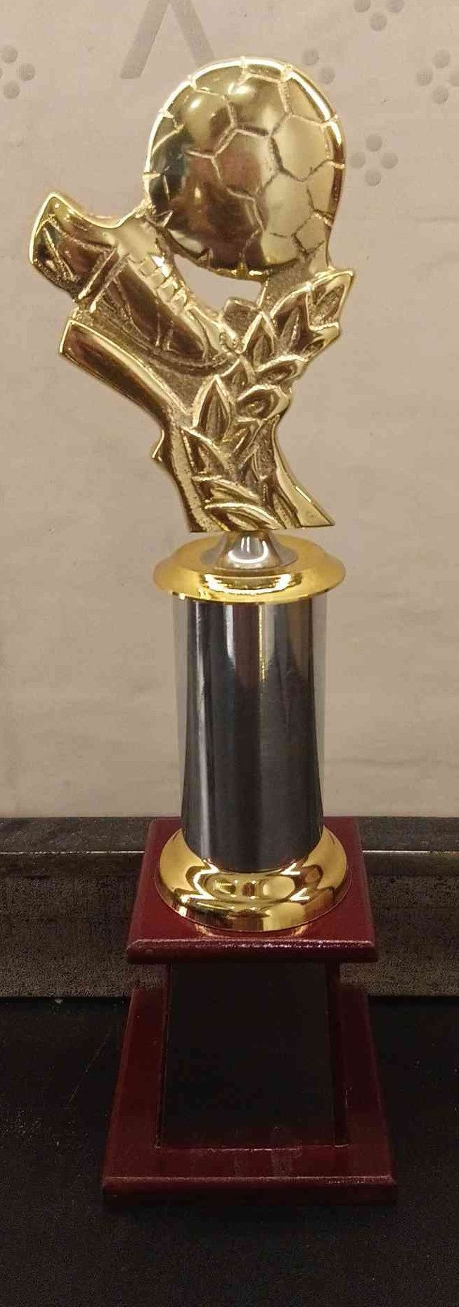 Trophy Metal 1257 1