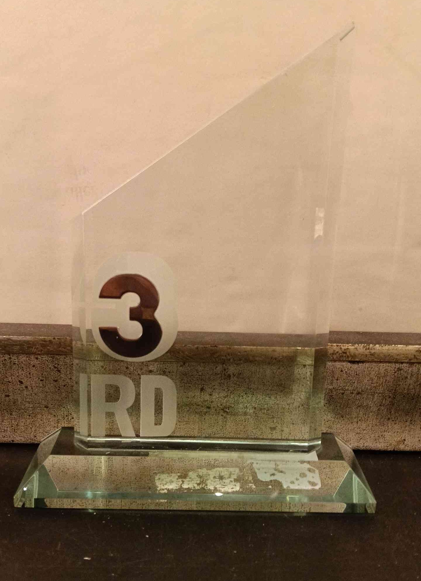 Trophy Glass 14Jc677