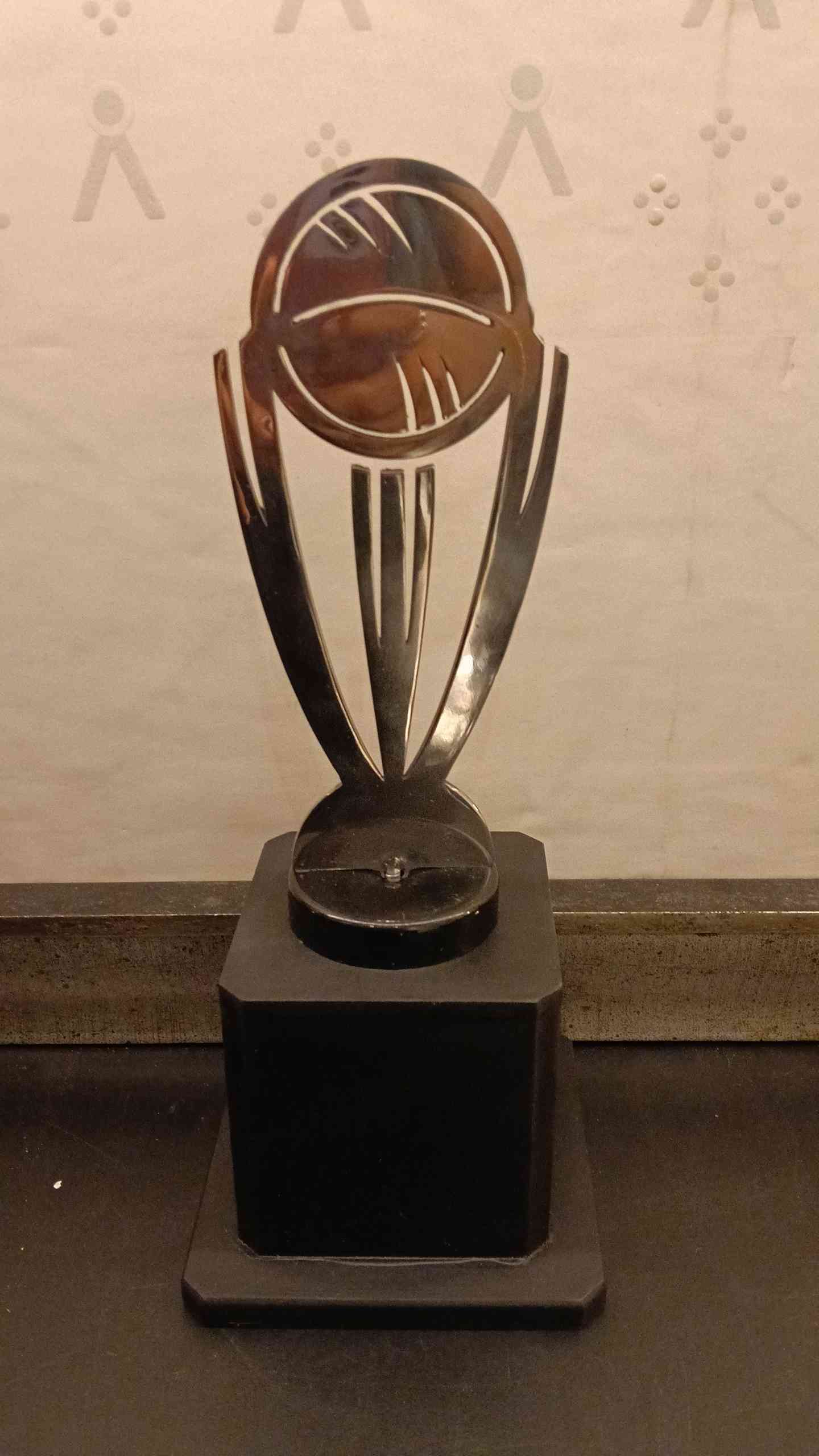 Trophy Metal 964 1