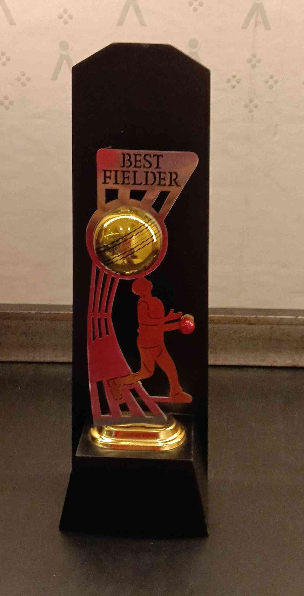 Trophy Metal 69 F 2