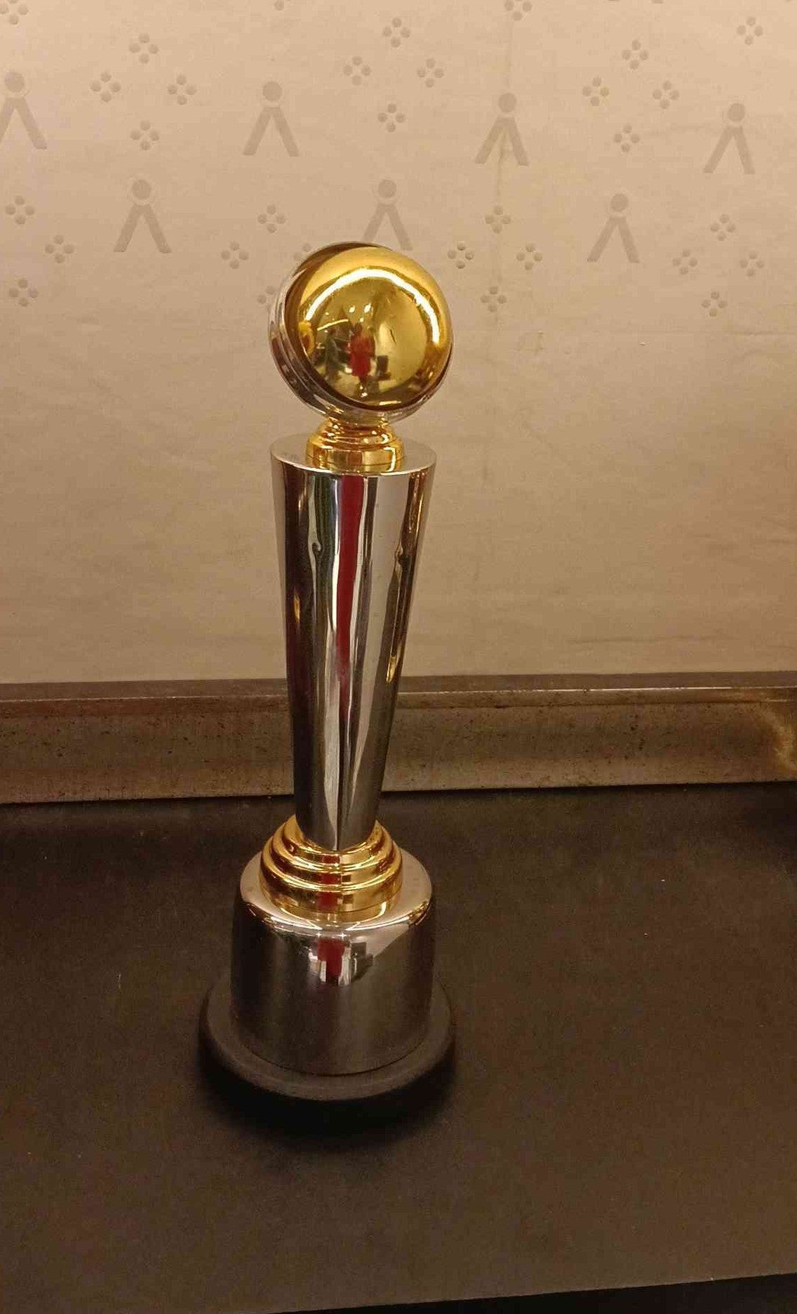 Trophy Metal 1110 1