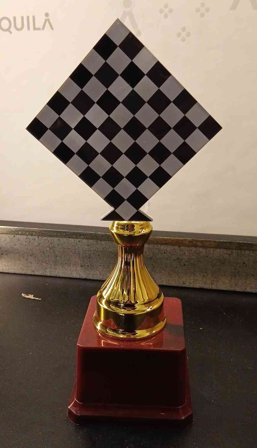 Trophy Plastic St-7Chess B