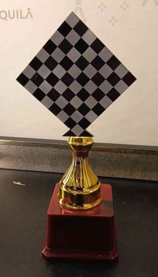 Trophy Plastic St-7Chess B
