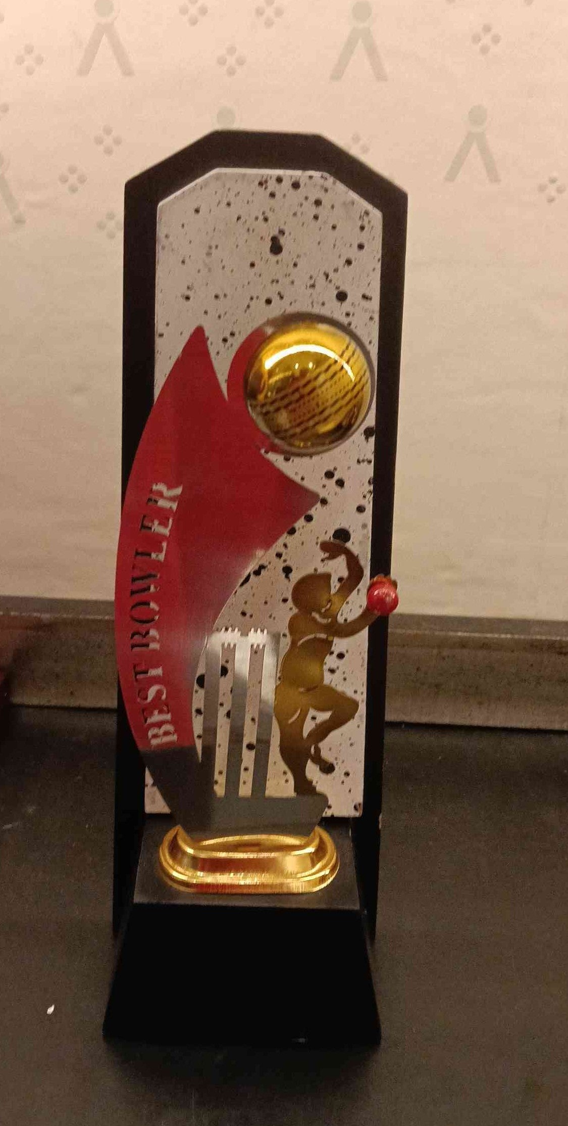 Trophy Metal 128 2