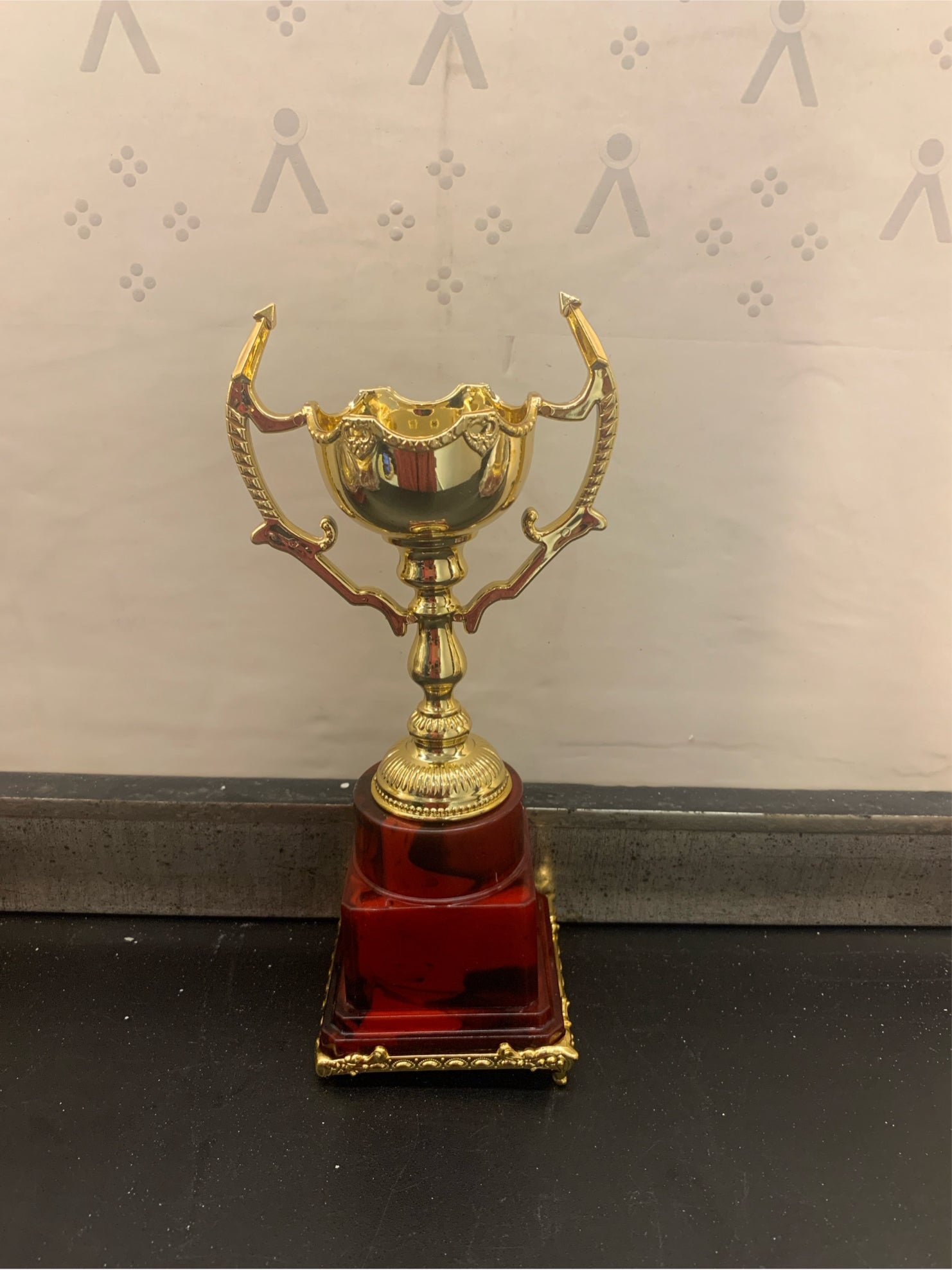 Trophy Plastic 604 B