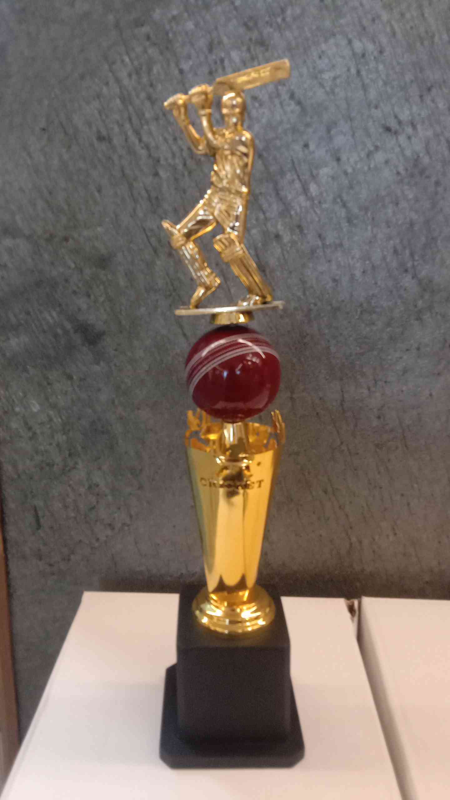 Trophy Metal Jh213 B