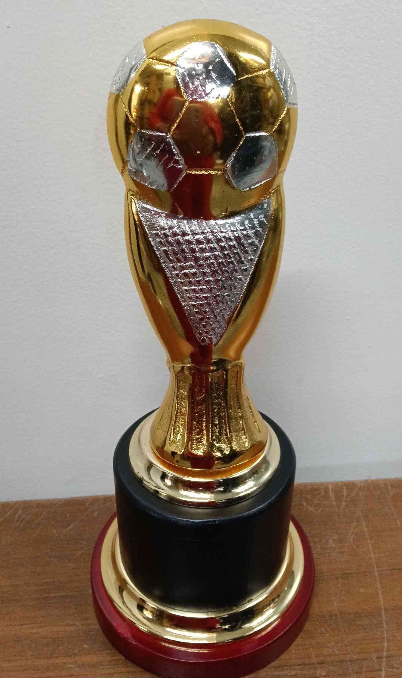 Trophy Metal 4107 A