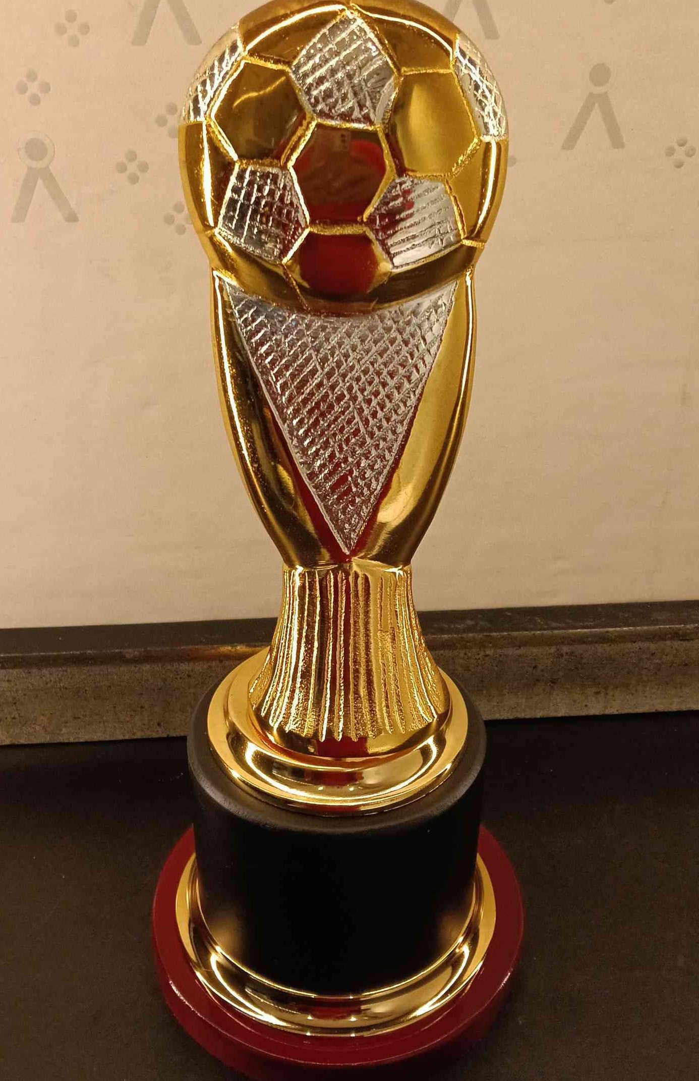 Trophy Metal 4107 C