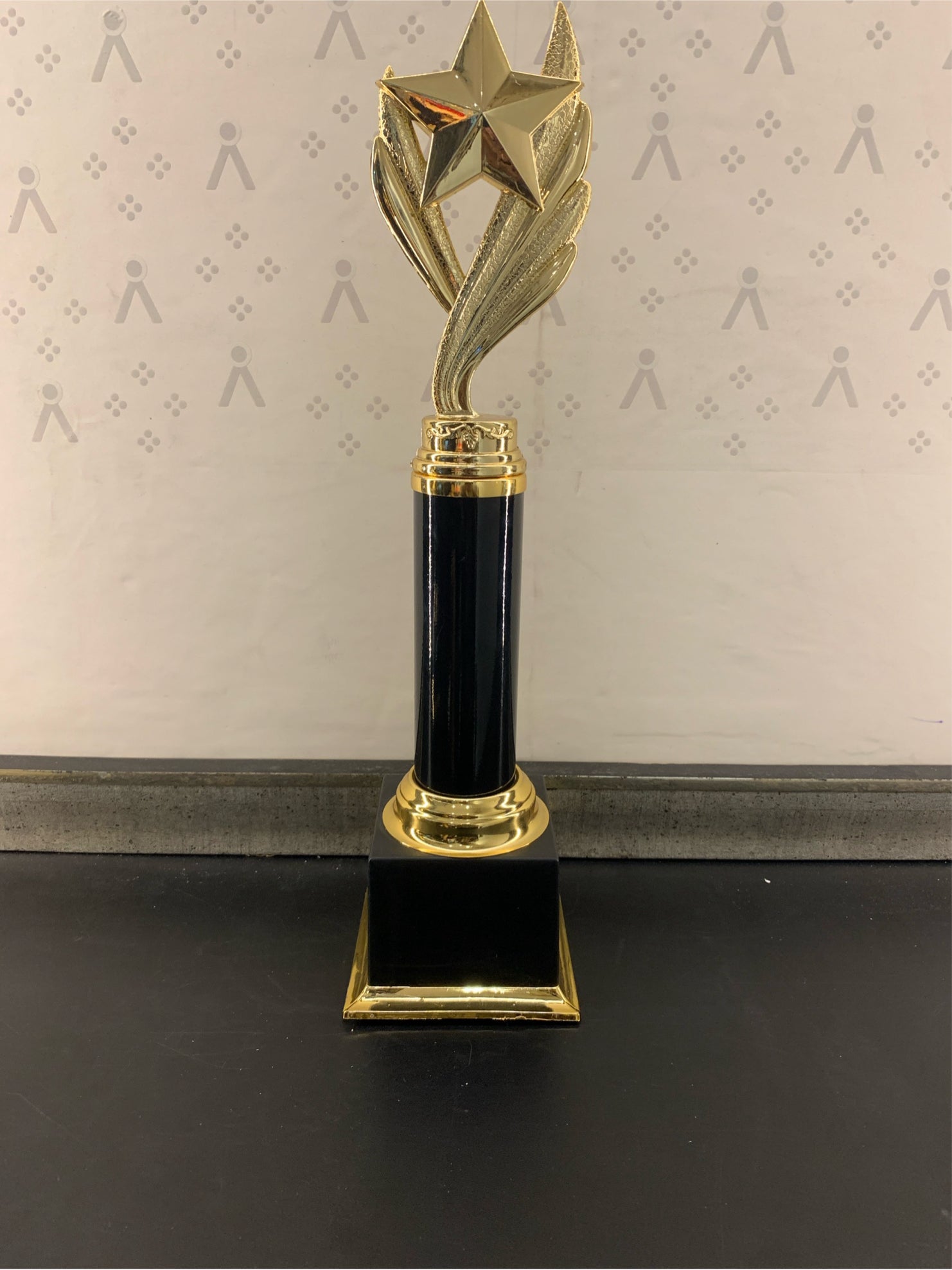 Trophy Plastic 4390 C