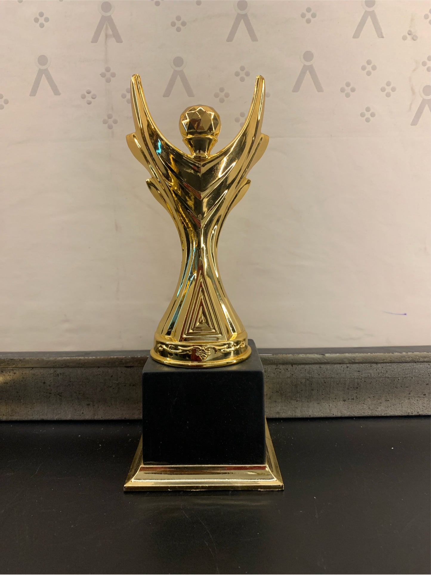 Trophy Plastic 830 B