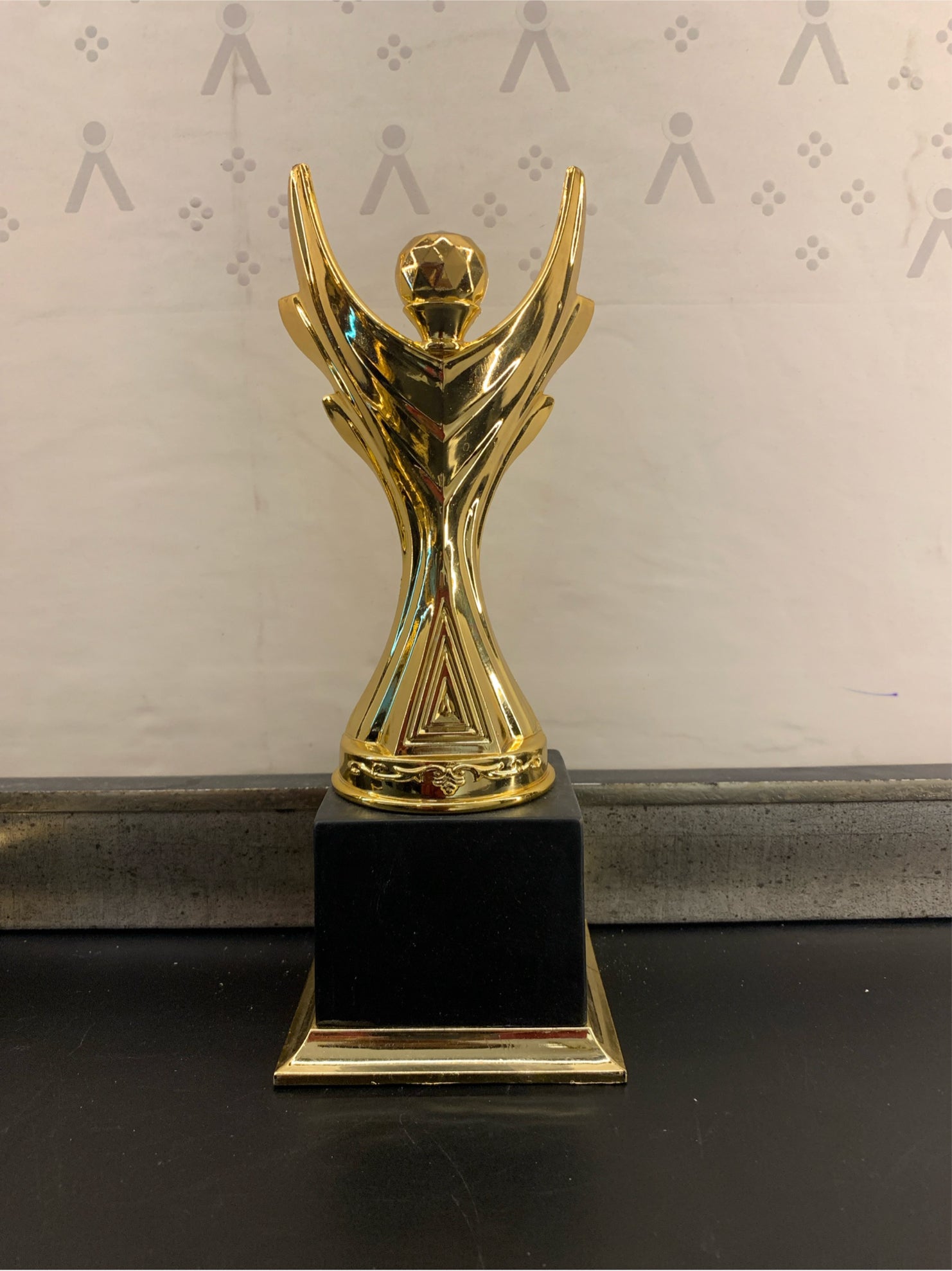 Trophy Plastic 830 B