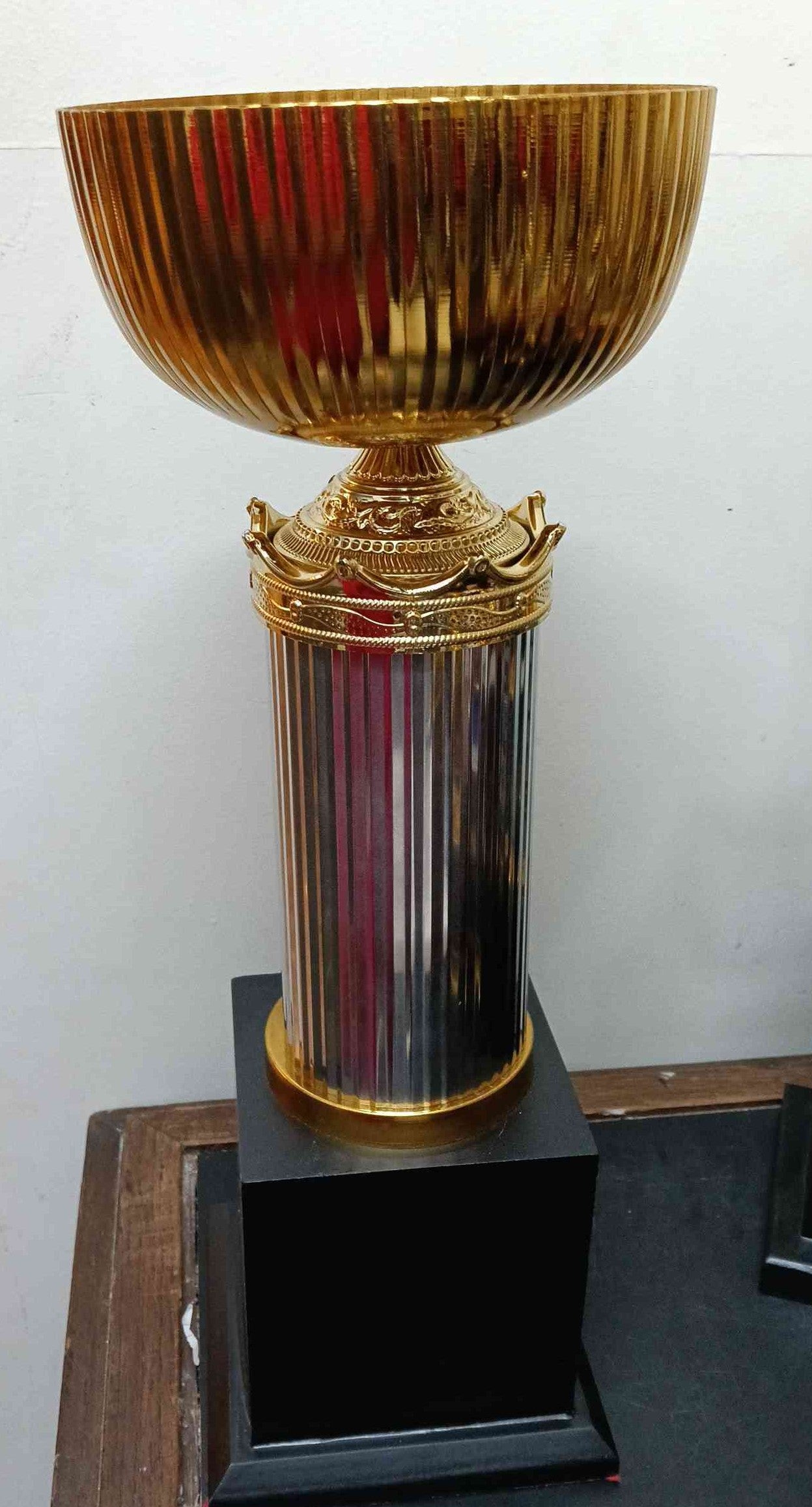 Trophy Metal 666 A