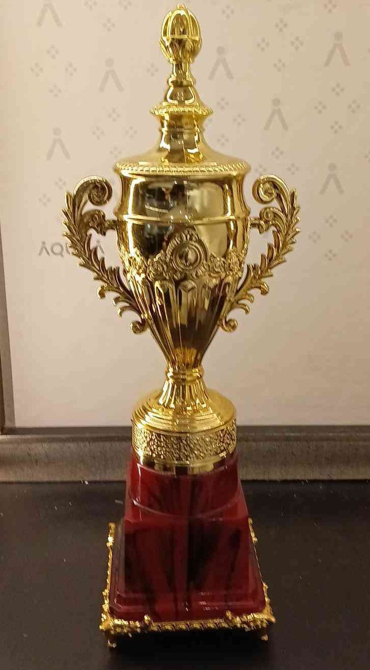 Trophy Plastic 4476 B