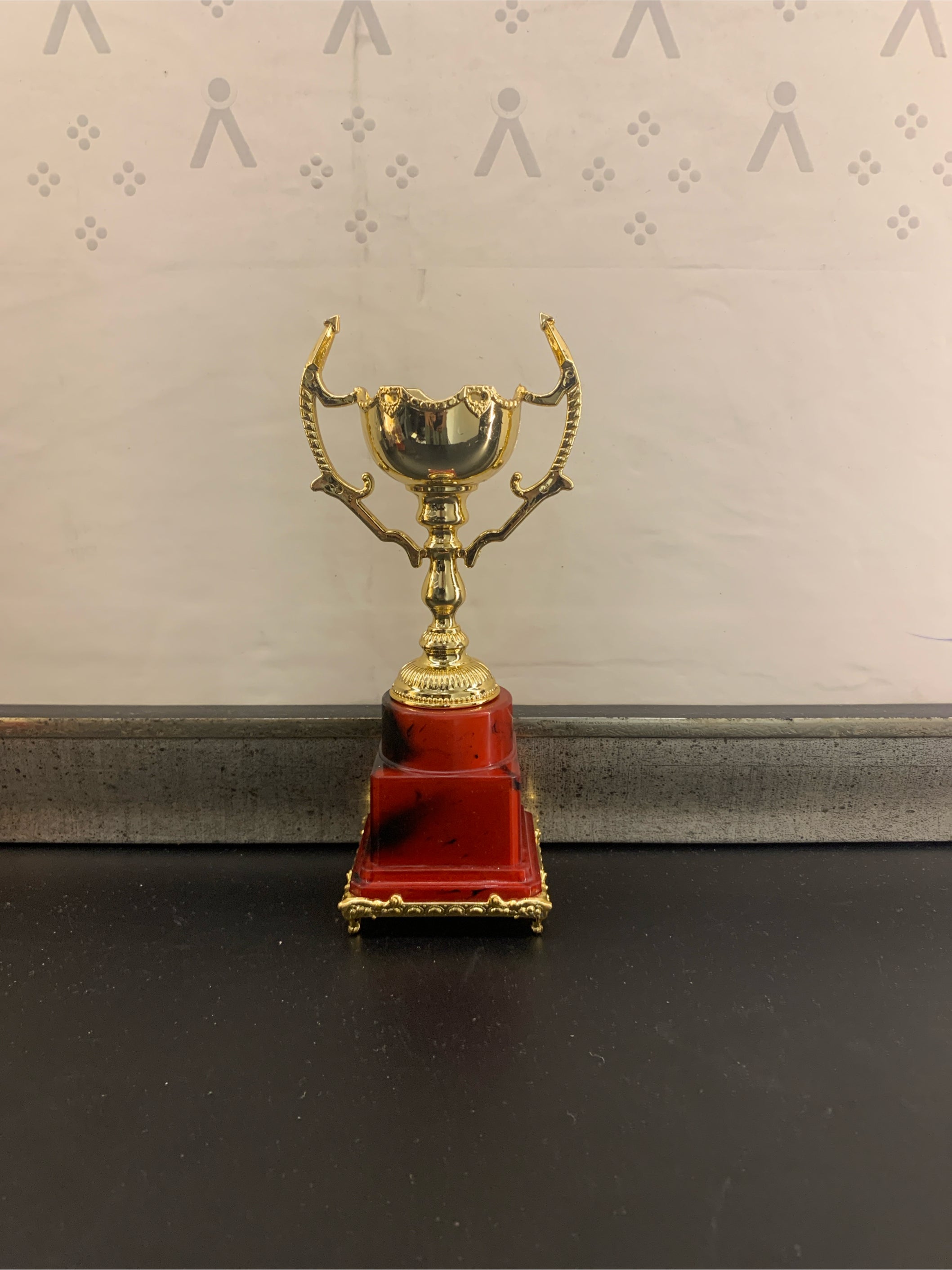 Trophy Plastic 604 A