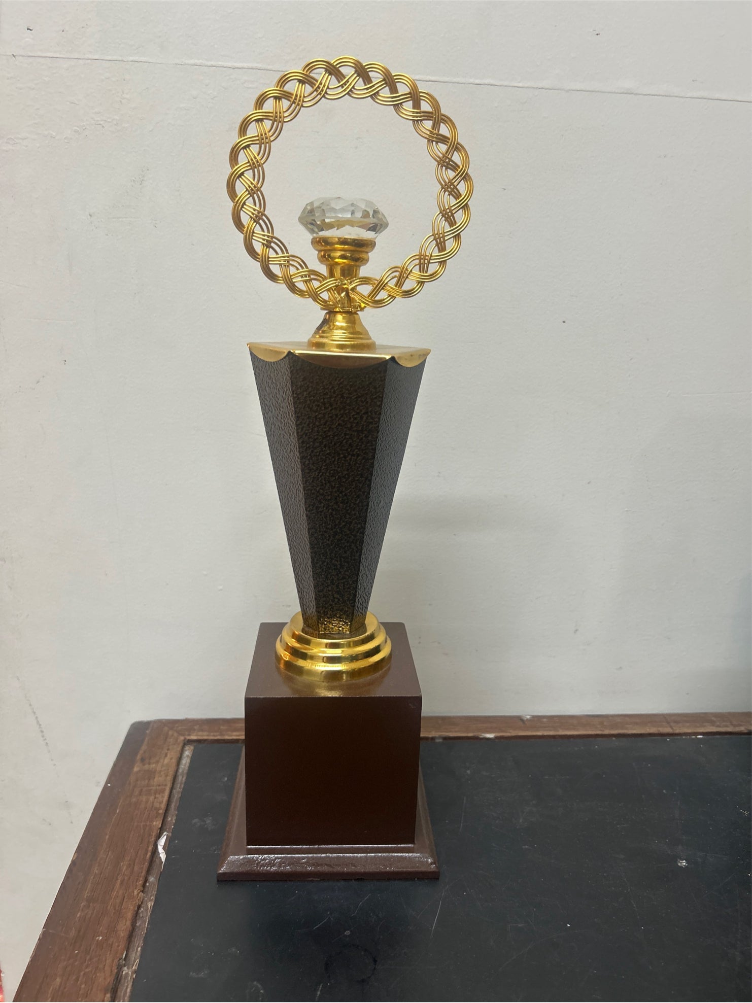 Trophy Metal 630 A