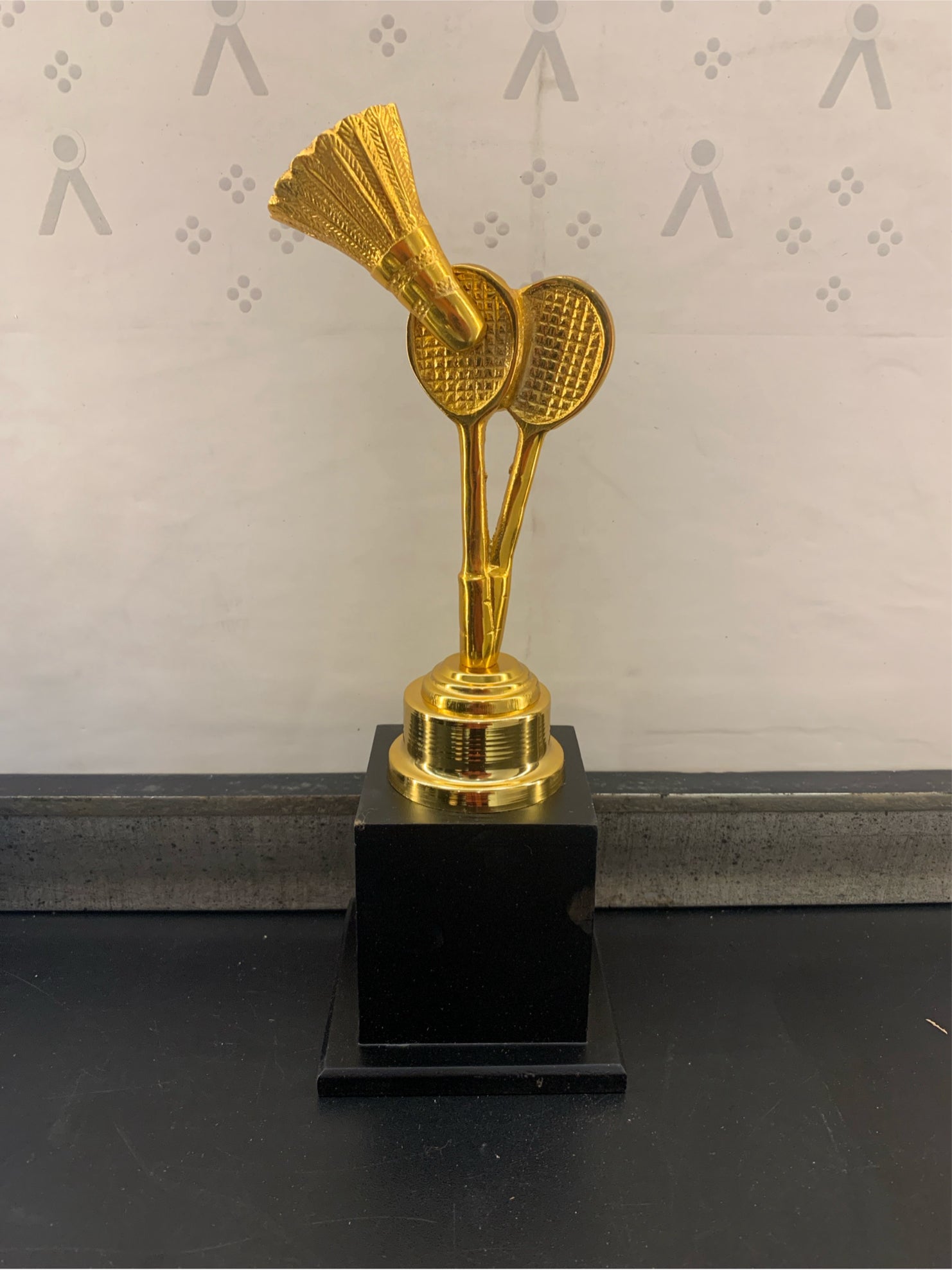 Trophy Metal 753 B